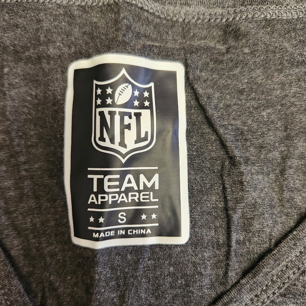 NWT Kansas City Chiefs Tee - Picture 3 of 3